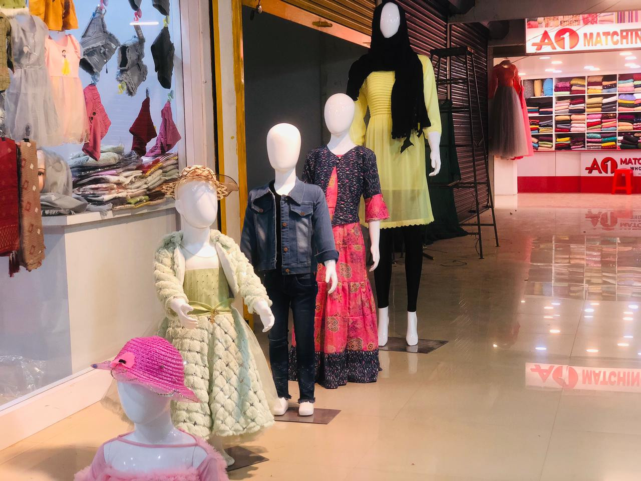 DECO  KIDS & LADIES
